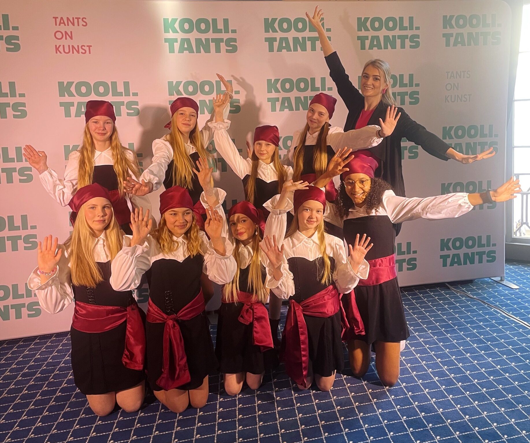 Tantsustuudio õpilased käisid Koolitantsu festivalil